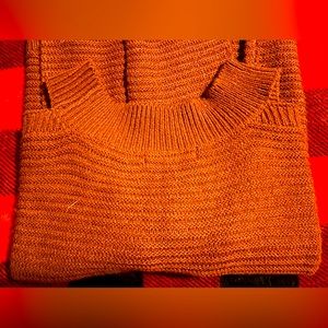 ❤️NWT❤️Sweater, Shoulder-less long lightweight 🌺 women’s size Large